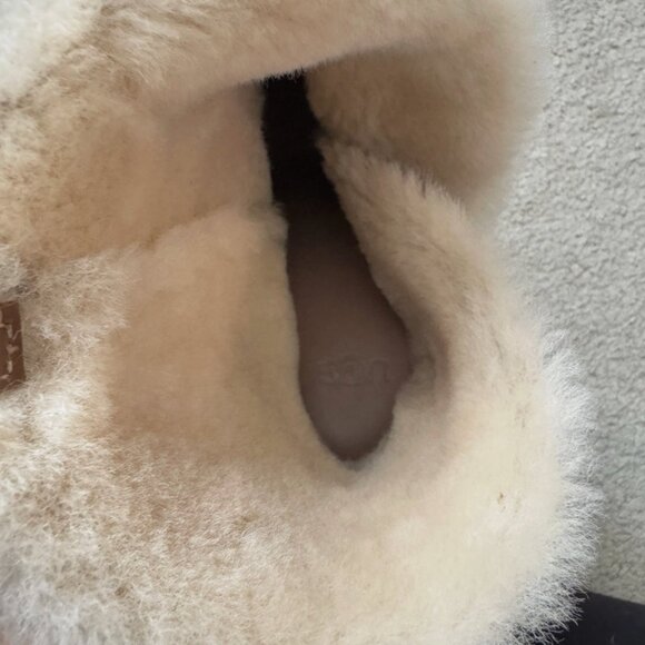 UGG Classic Mondri Cuff Chestnut Wedge Boots Women's Size 10 - Picture 4 of 5